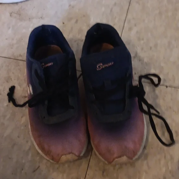 Shoes - Picture 1 of 1